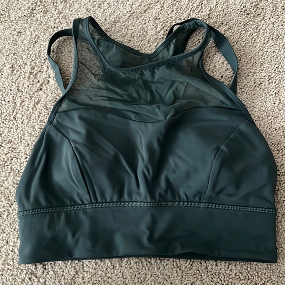 Lululemon high-neck mesh sports bra size 6 - Picture 1 of 3